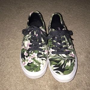 Vans Tropical Patterned shoes